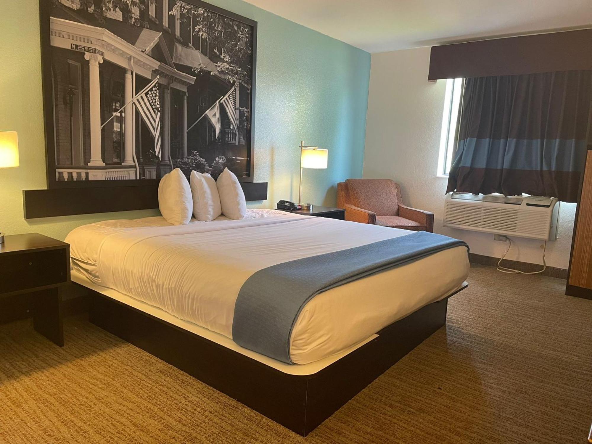 Super 8 By Wyndham Lynchburg Va Hotel Kültér fotó