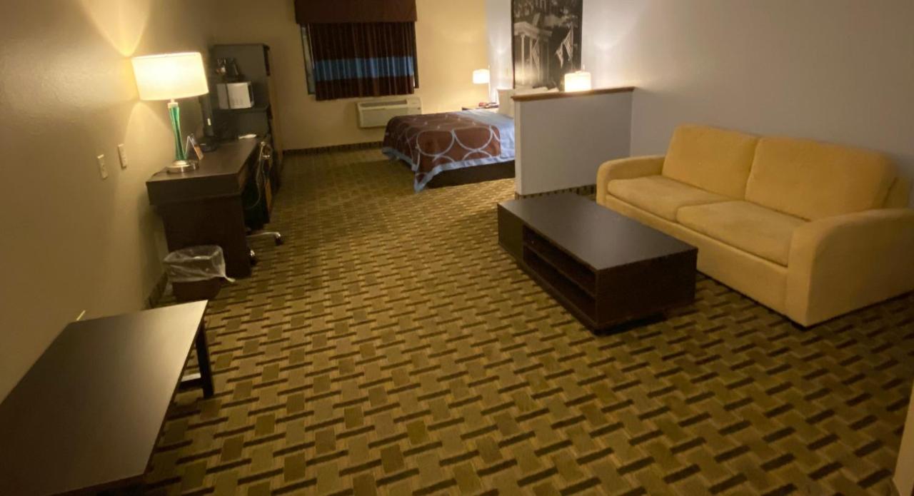 Super 8 By Wyndham Lynchburg Va Hotel Kültér fotó